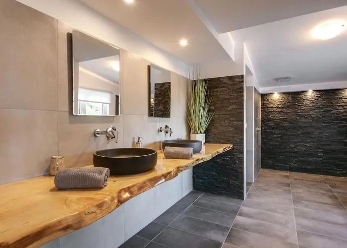 Вилла Monroe By *