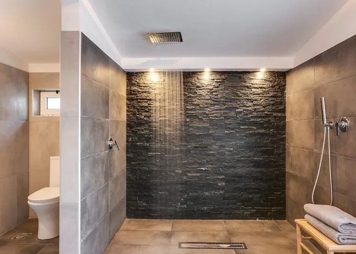 Вилла Monroe By